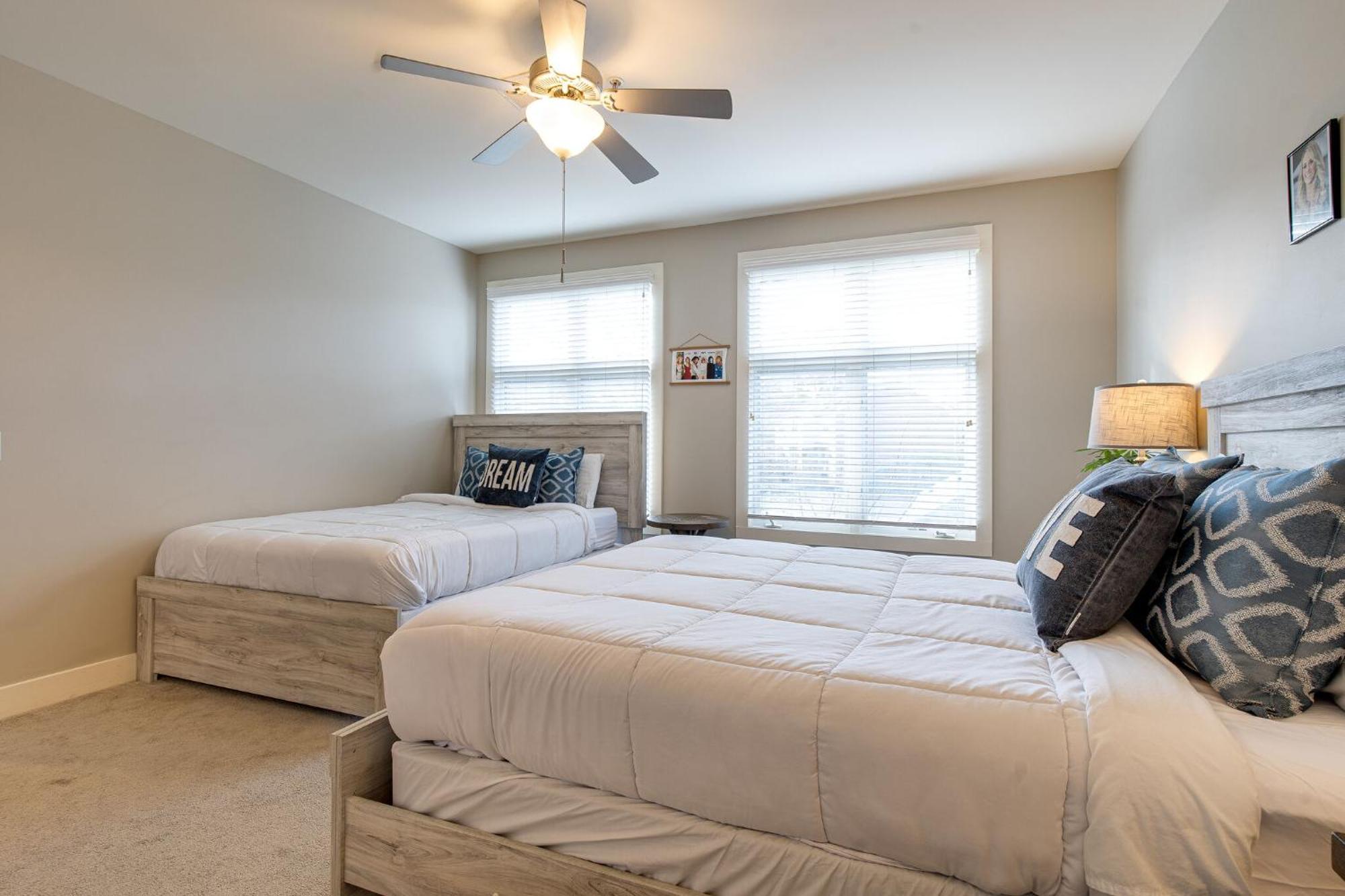 The Celebrity - Minutes To Broadway With A Balcony Apartment Nashville Exterior photo